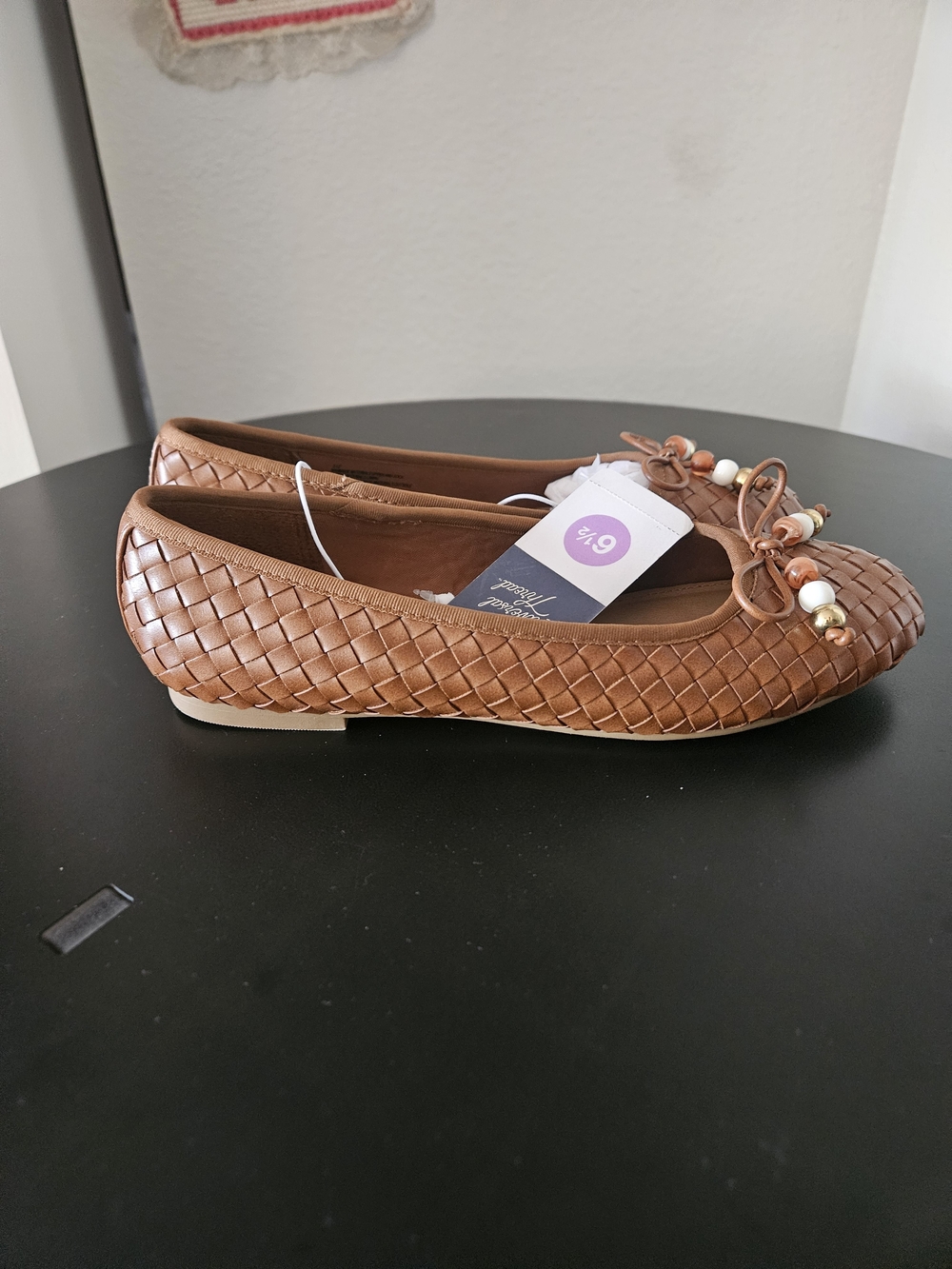 NWT Universal Thread Woven Ballet Flats in Cognac Size 6.5 - Picture 2 of 9